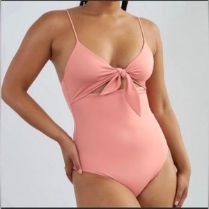 Aritiza/ Wilfred Noe bodysuit/bathing suit. New with tags. Woman’s size medium.